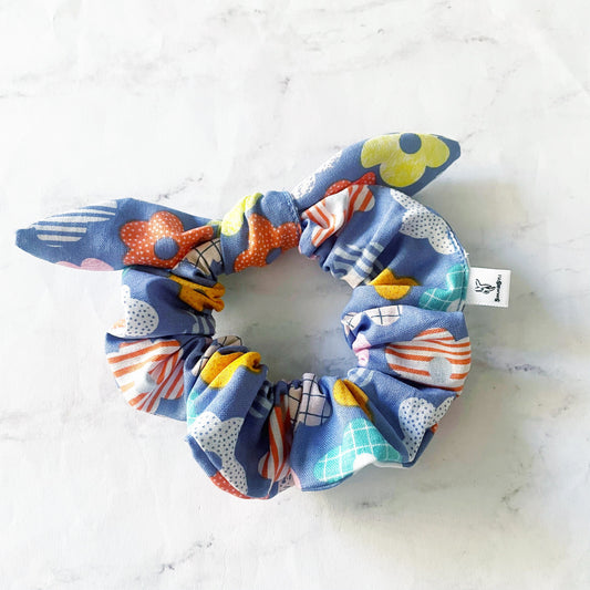 Lavender Crazy Daisy Bow Scrunchie, Floral Gift, Hair Accessories, Bow Hair Tie, SummerStyle Bracelets