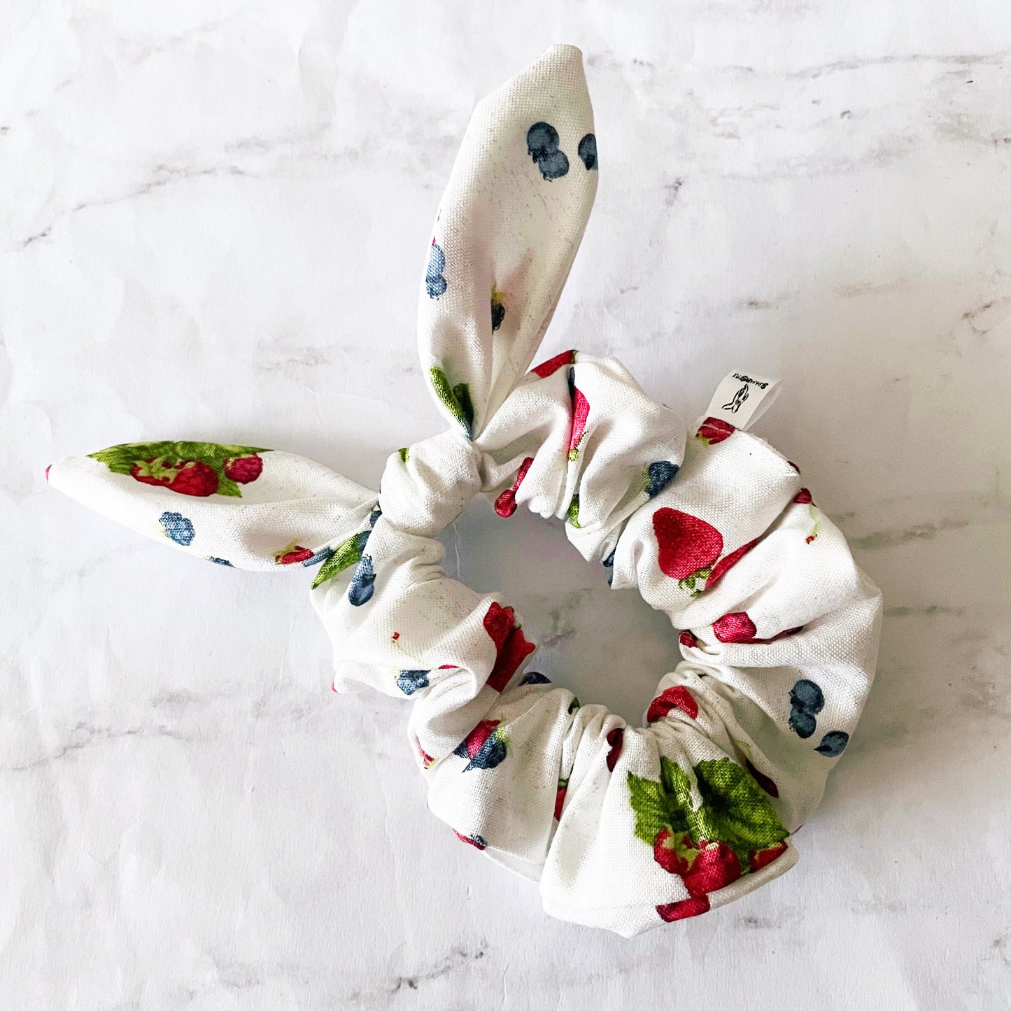 Red, White & Blueberry Bow Scrunchie, Strawberry Gift, Hair Accessories, Bow Hair Tie, SummerStyle Bracelets