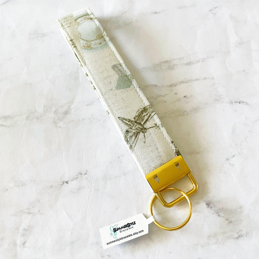 Cottagecore Key Fob Wristlet, 6.5in Wristlet Lanyard, Keychain Wristlet, Handmade Lanyard, SummerStyle Bracelets