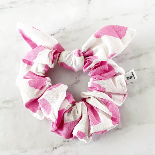 Strawberry Milk Bow Scrunchie, Pink Cow Print Scrunchie, Strawberry Accessories, SummerStyle Bracelets