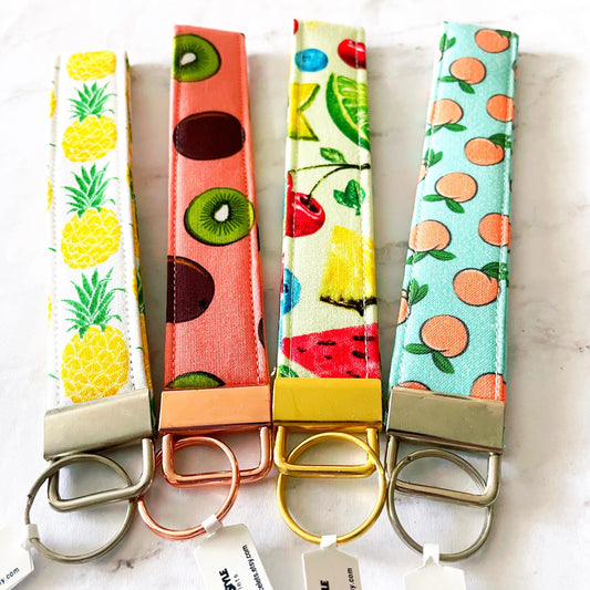 Cute Kiwi Key Fob Wristlet, 6.5in Wristlet Lanyard, Keychain Wristlet, Handmade Lanyard, SummerStyle Bracelets