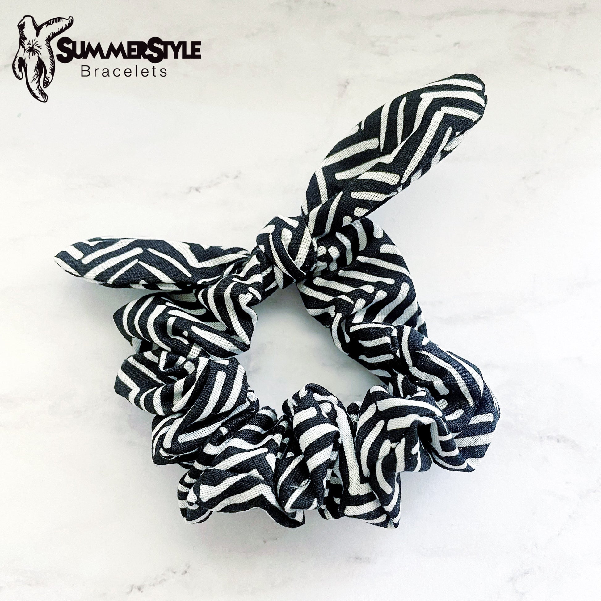 Black & White Chevron Print Scrunchie, Scrunched Bow Hair Tie, Hair Bow, Hair Accessories, Bow Hair Tie, SummerStyle Bracelets