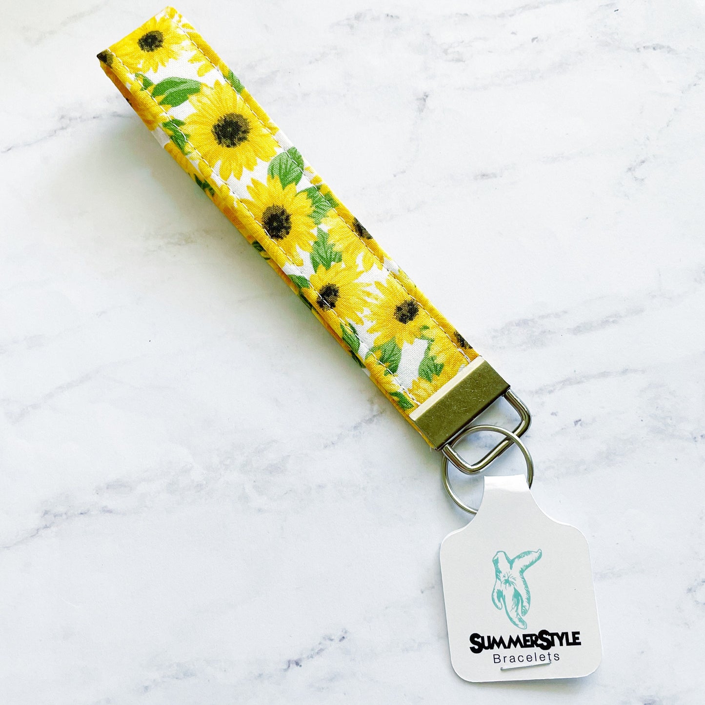 Sunny Sunflower Key Fob Wristlet, 6.5in Wristlet Lanyard, Keychain Wristlet, Handmade Lanyard, SummerStyle Bracelets