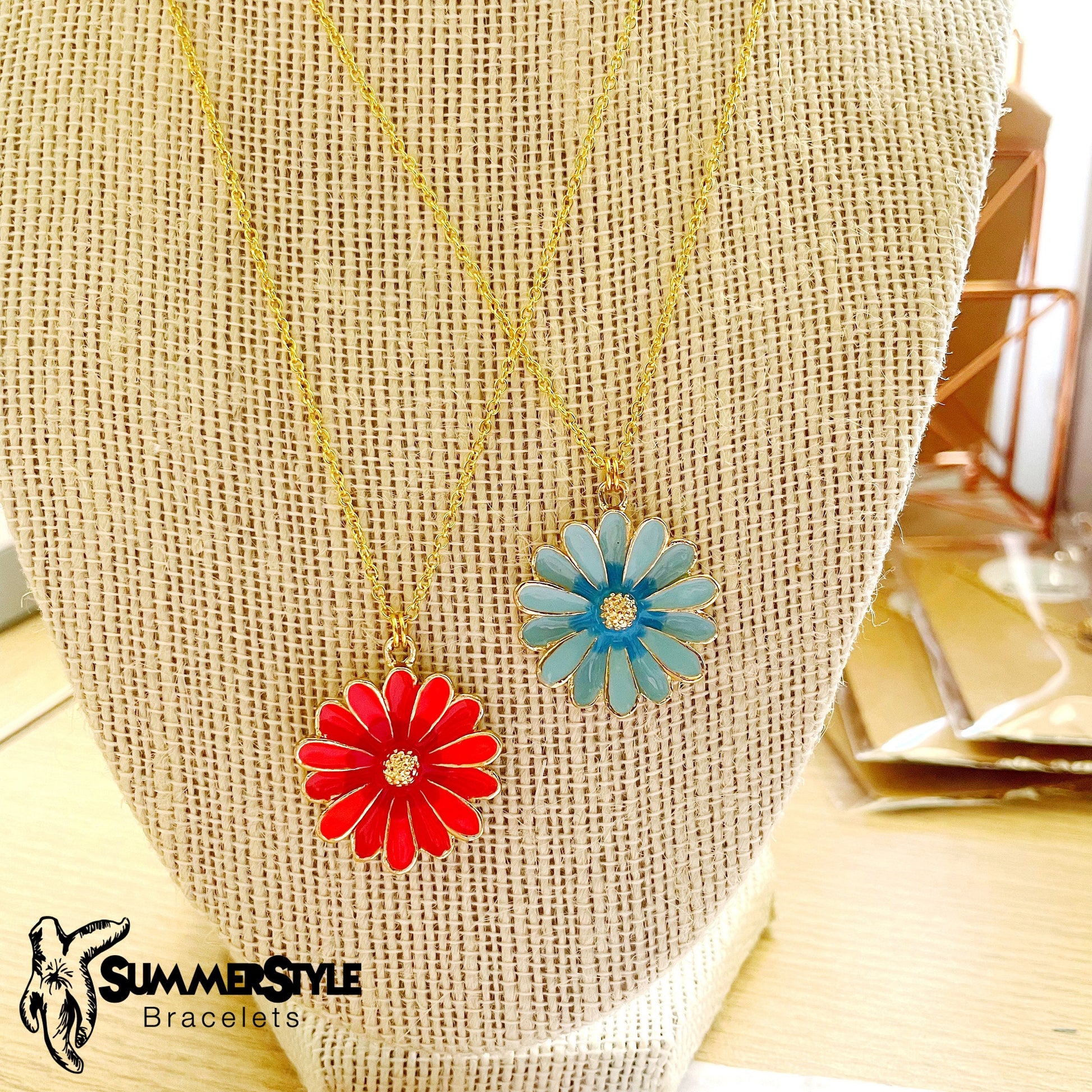 Gold Daisy Necklace, Floral Jewelry, Gold Chain Necklace, SummerStyle Bracelets