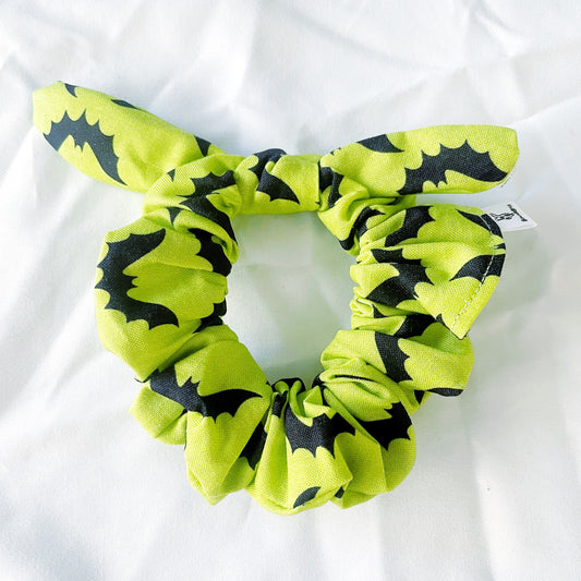 Happy Halloween Scrunchie, Halloween Accessories, Hair Bow, Hair Accessories, Bow Hair Tie, SummerStyle Bracelets