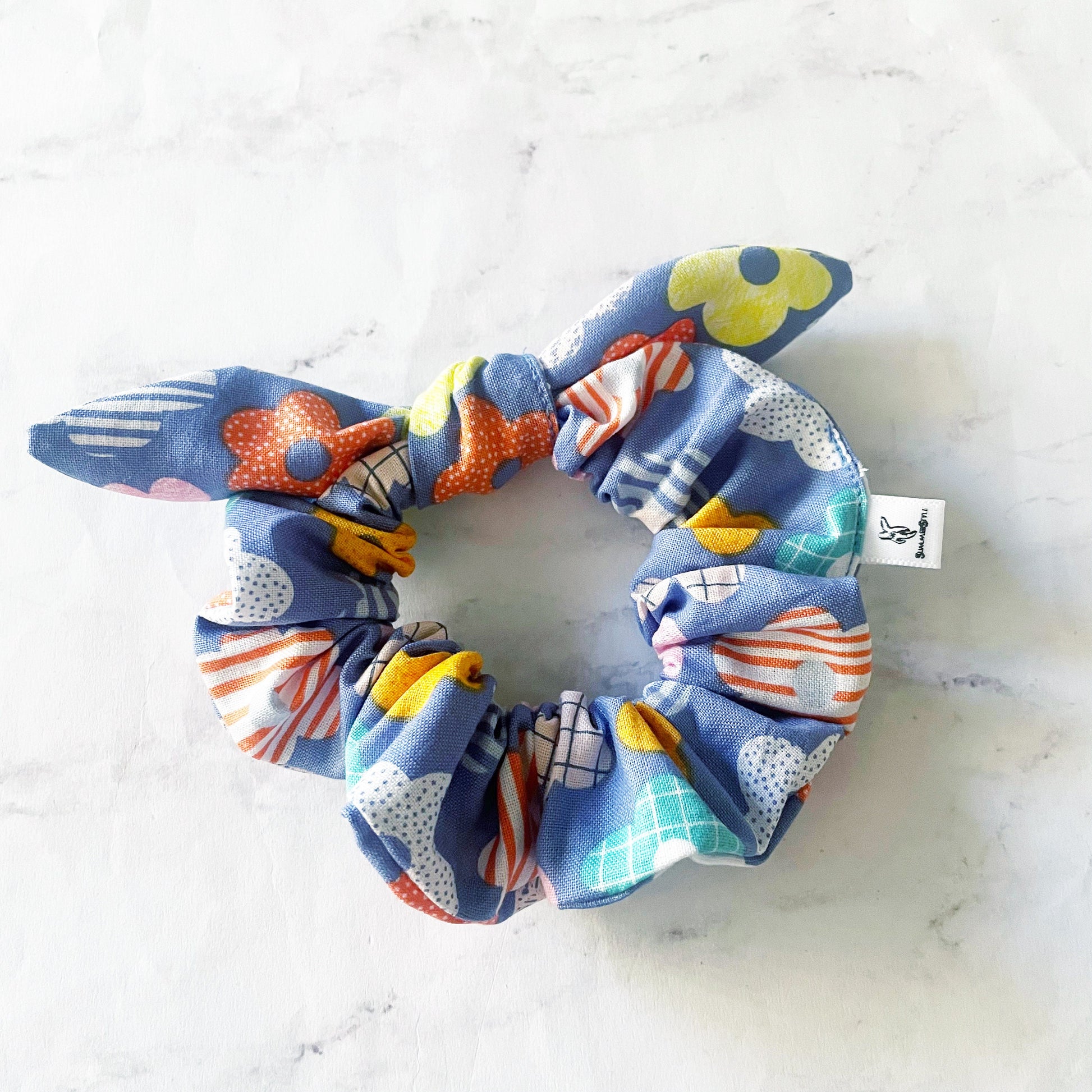 Lavender Crazy Daisy Bow Scrunchie, Floral Gift, Hair Accessories, Bow Hair Tie, SummerStyle Bracelets