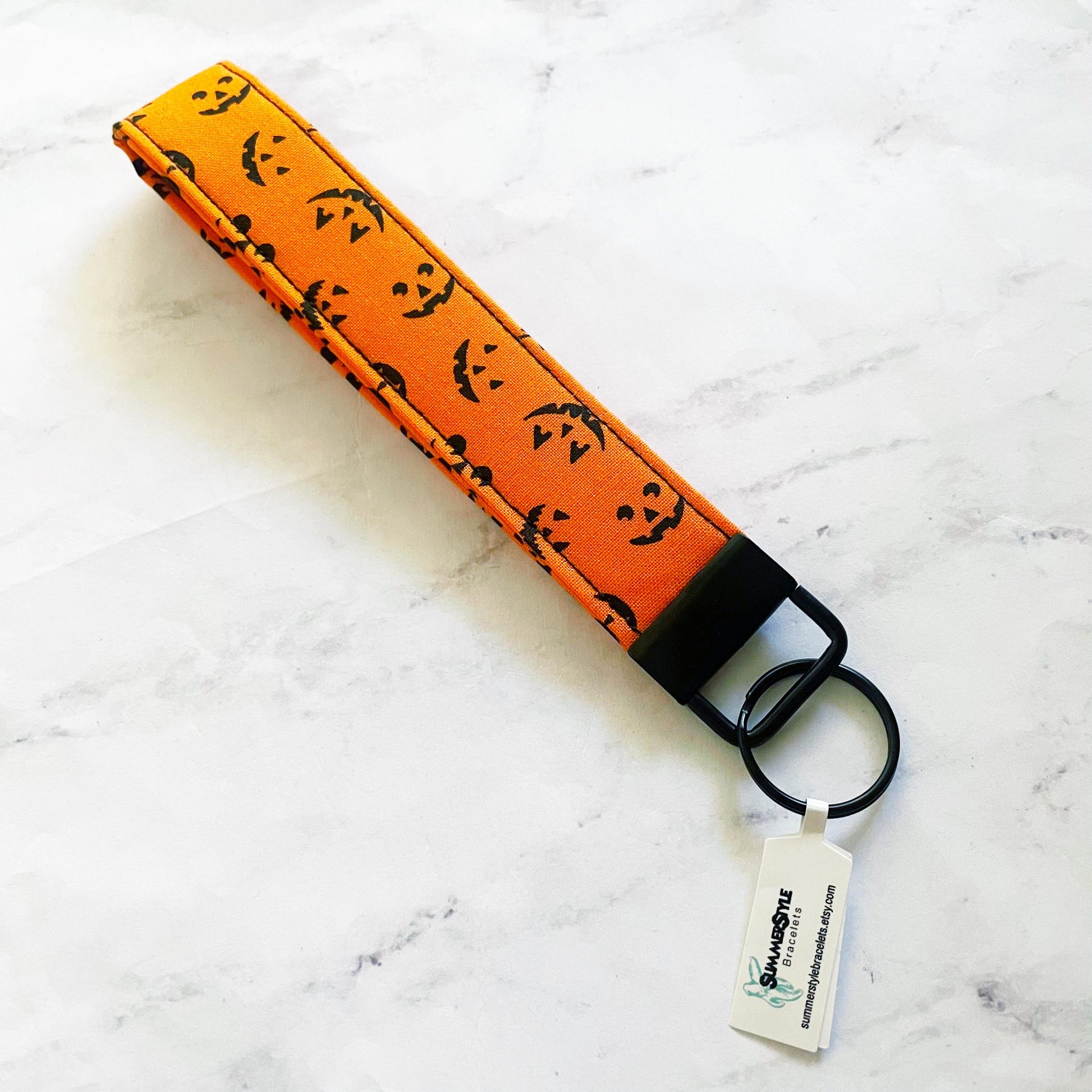 Halloween Pumpkin Face Key Fob Wristlet, Wristlet Keychain, Halloween Wristlet, Handmade Lanyard, SummerStyle Bracelets