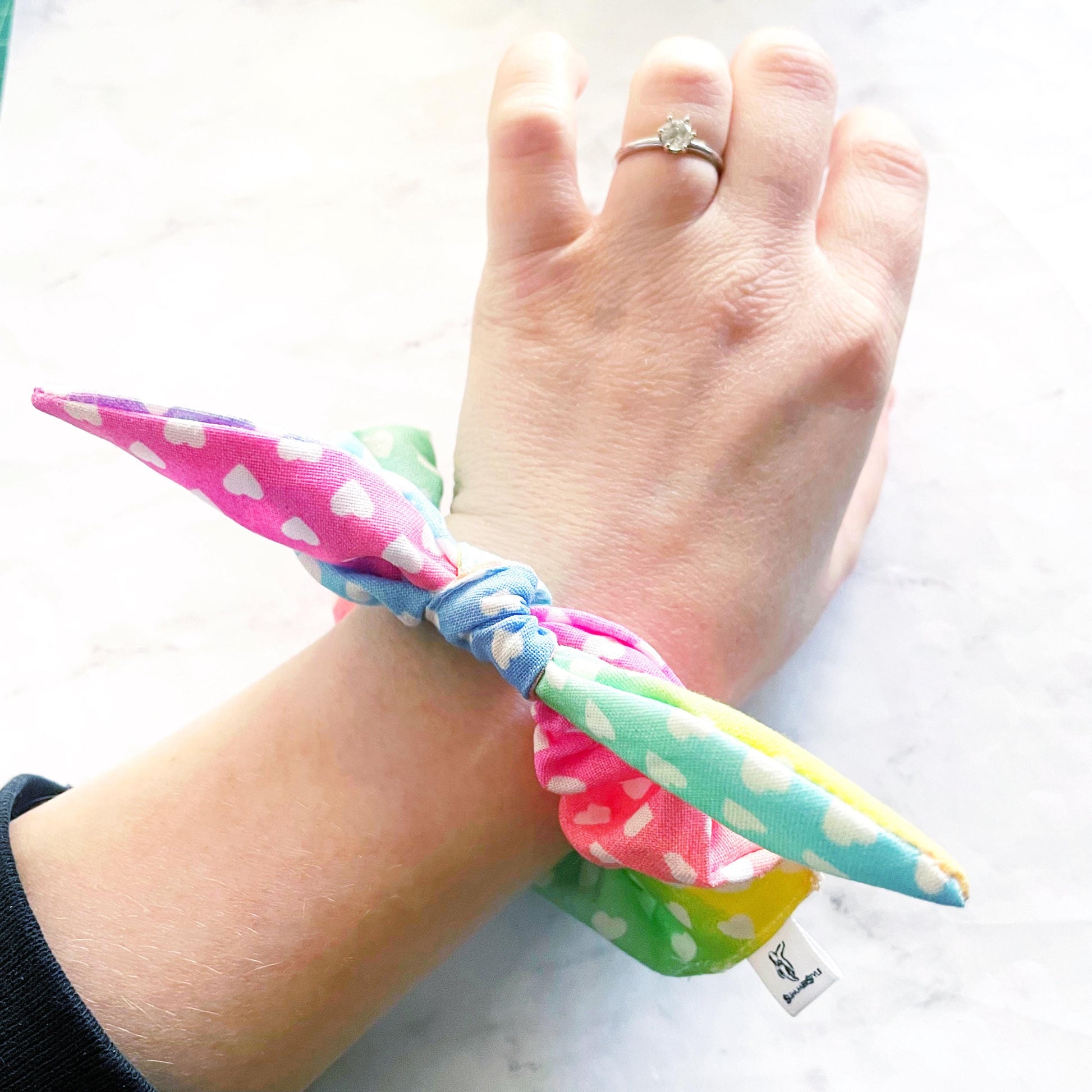 VALENTINE Rainbow Heart Bow Scrunchie, Scrunched Bow Hair Tie, Hair Accessories, SummerStyle Bracelets