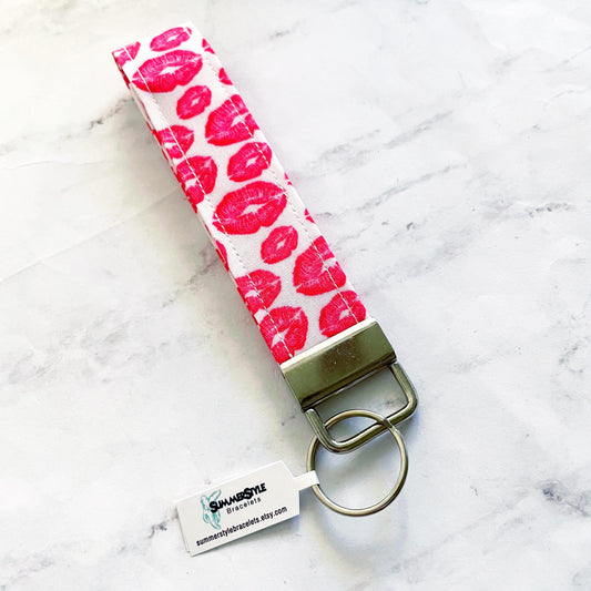 A Little Kiss Key Fob Wristlet, 5.5in Wristlet Lanyard, Keychain Wristlet, Handmade Lanyard, SummerStyle Bracelets