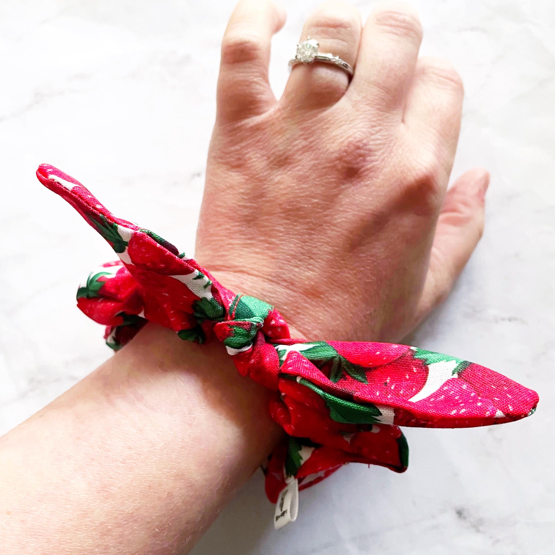 Packed Strawberry Bow Scrunchie, Strawberry Gift, Hair Accessories, Bow Hair Tie, SummerStyle Bracelets