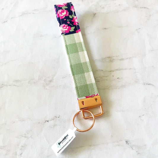Preppy Pink Patchwork Key Fob Wristlet, 6.5in Wristlet Lanyard, Keychain Wristlet, Handmade Lanyard, SummerStyle Bracelets