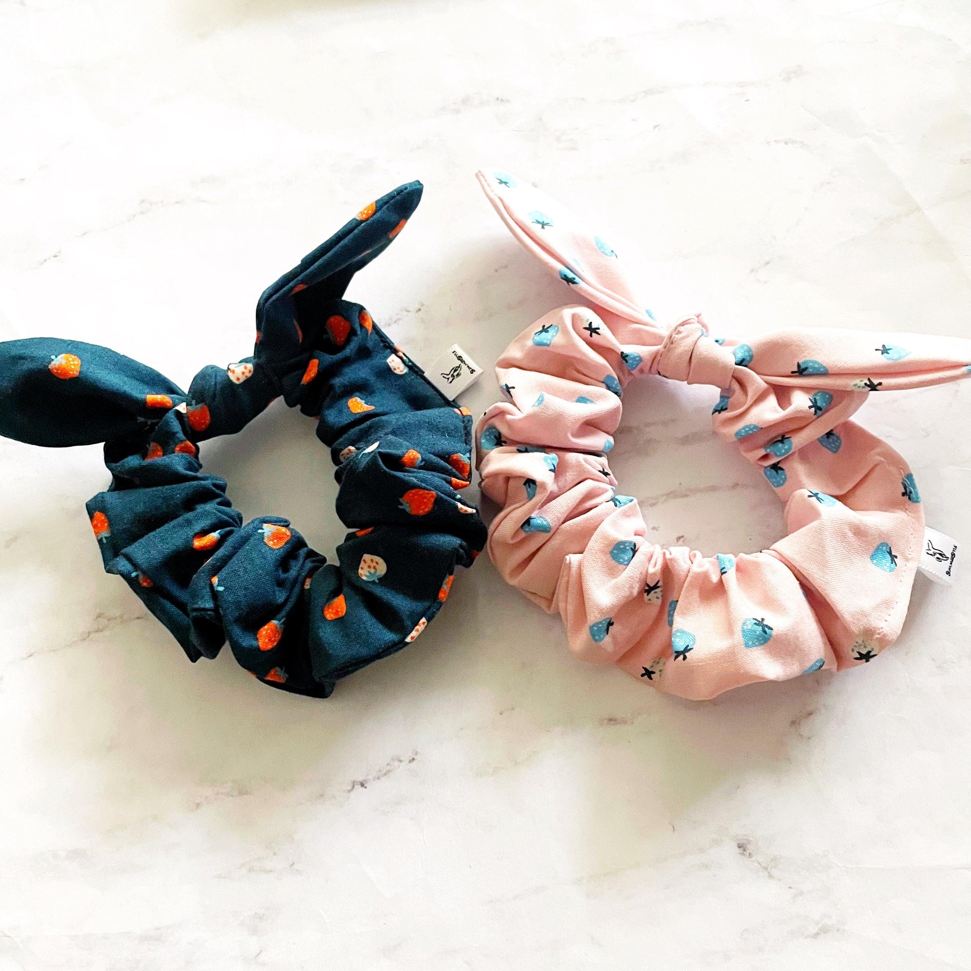 Tiny Strawberry Bow Scrunchie, Strawberry Gift, Hair Accessories, Bow Hair Tie, SummerStyle Bracelets