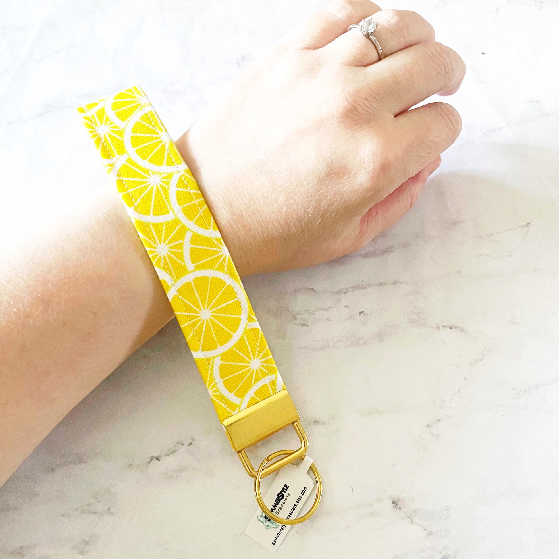 Lemon Slices Key Fob Wristlet, 6.5in Wristlet Lanyard, Keychain Wristlet, Handmade Lanyard, SummerStyle Bracelets