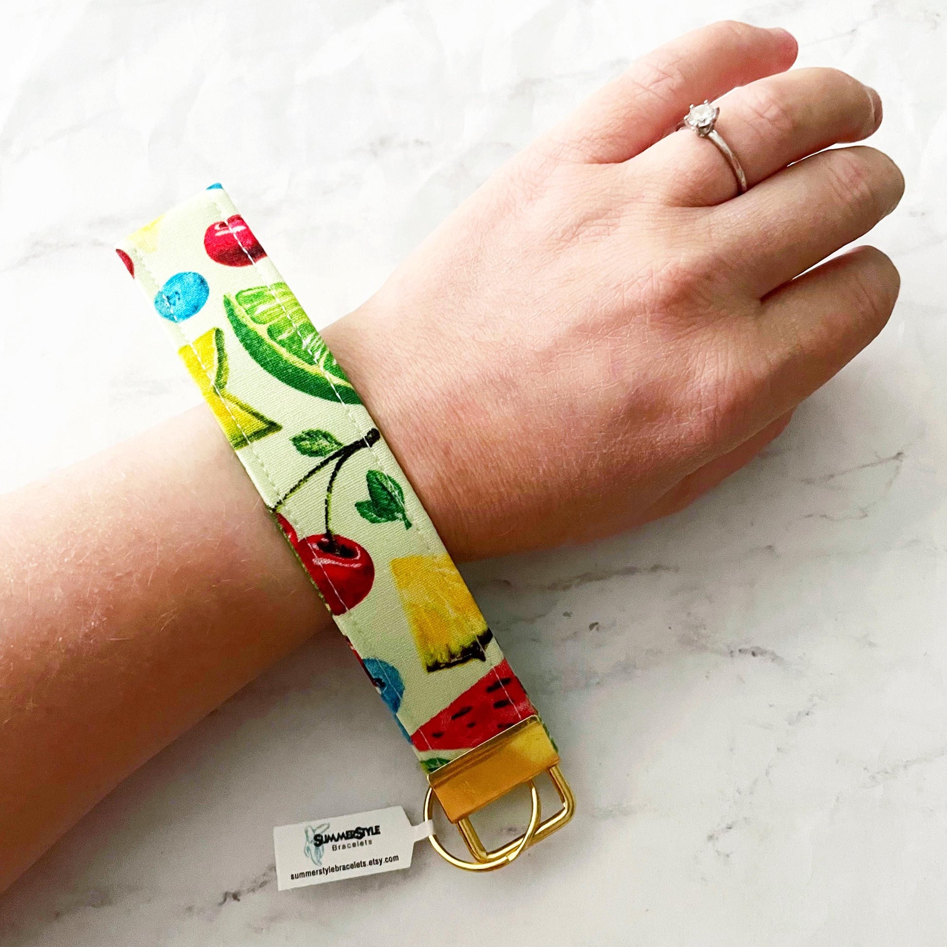 Tropical Fruit Key Fob Wristlet, 6.5in Wristlet Lanyard, Keychain Wristlet, Handmade Lanyard, SummerStyle Bracelets