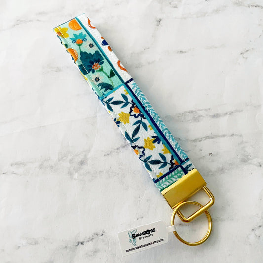 Italian Summer Key Fob Wristlet, 6.5in Wristlet Lanyard, Keychain Wristlet, Handmade Lanyard, SummerStyle Bracelets