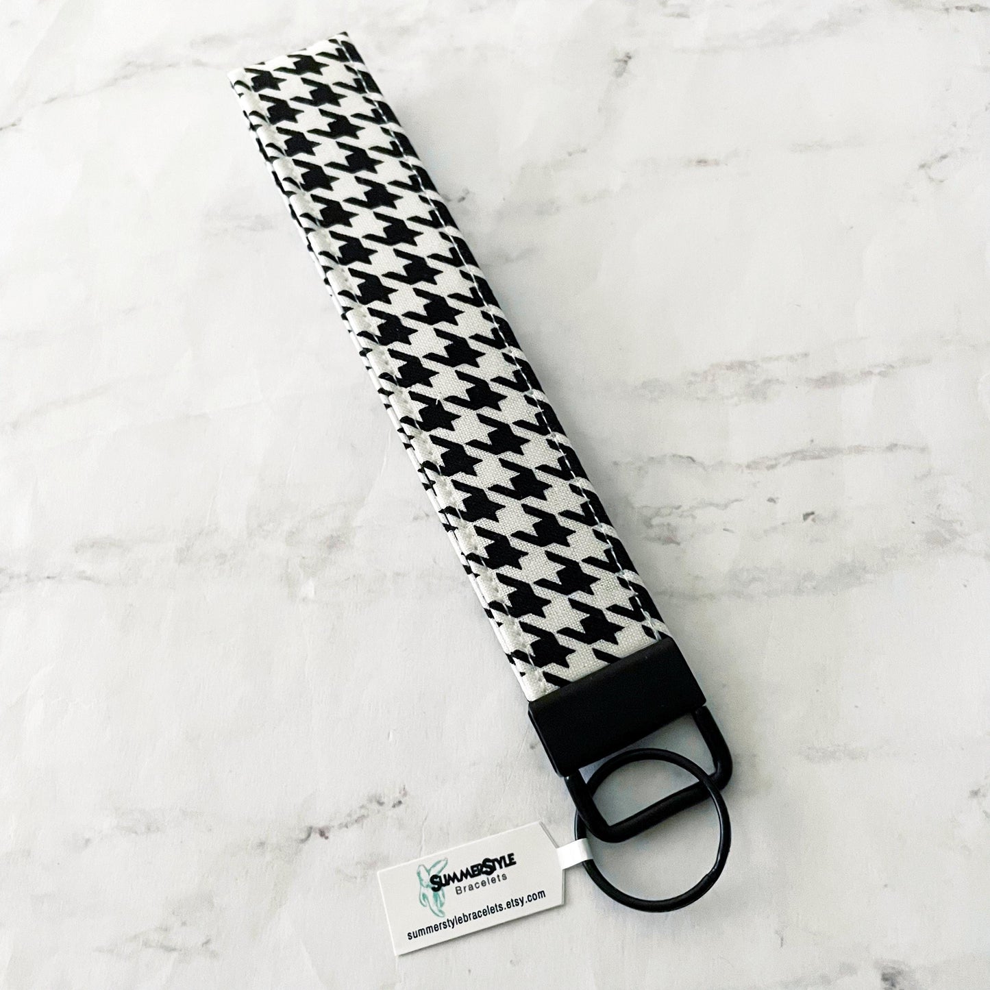 Black & White Checkered Key Fob Wristlet, 6.5in Wristlet Lanyard, Keychain Wristlet, Handmade Lanyard, SummerStyle Bracelets