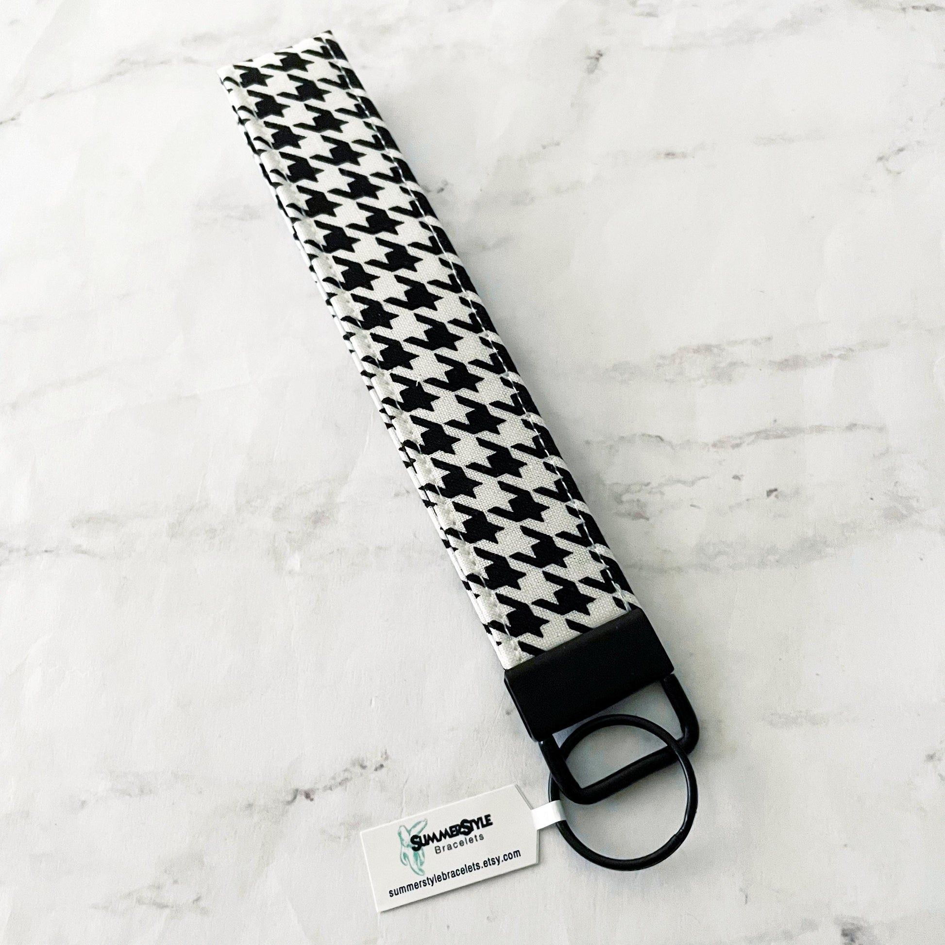 Black & White Checkered Key Fob Wristlet, 6.5in Wristlet Lanyard, Keychain Wristlet, Handmade Lanyard, SummerStyle Bracelets