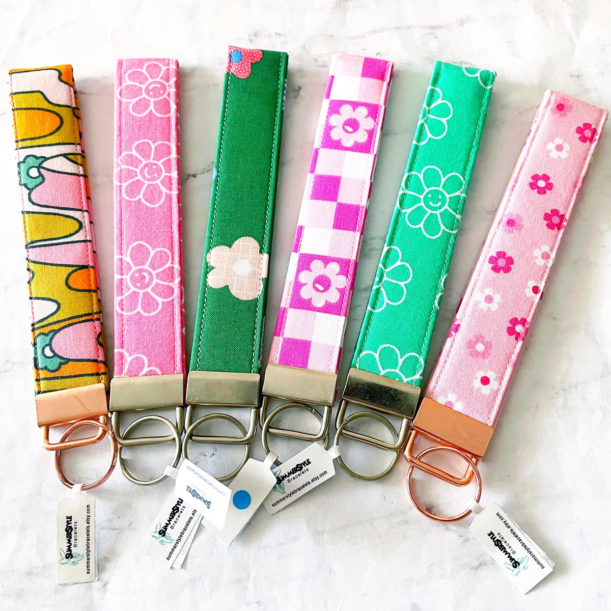Groovy 70s Key Fob Wristlet, 6.5in Wristlet Lanyard, Keychain Wristlet, Handmade Lanyard, SummerStyle Bracelets
