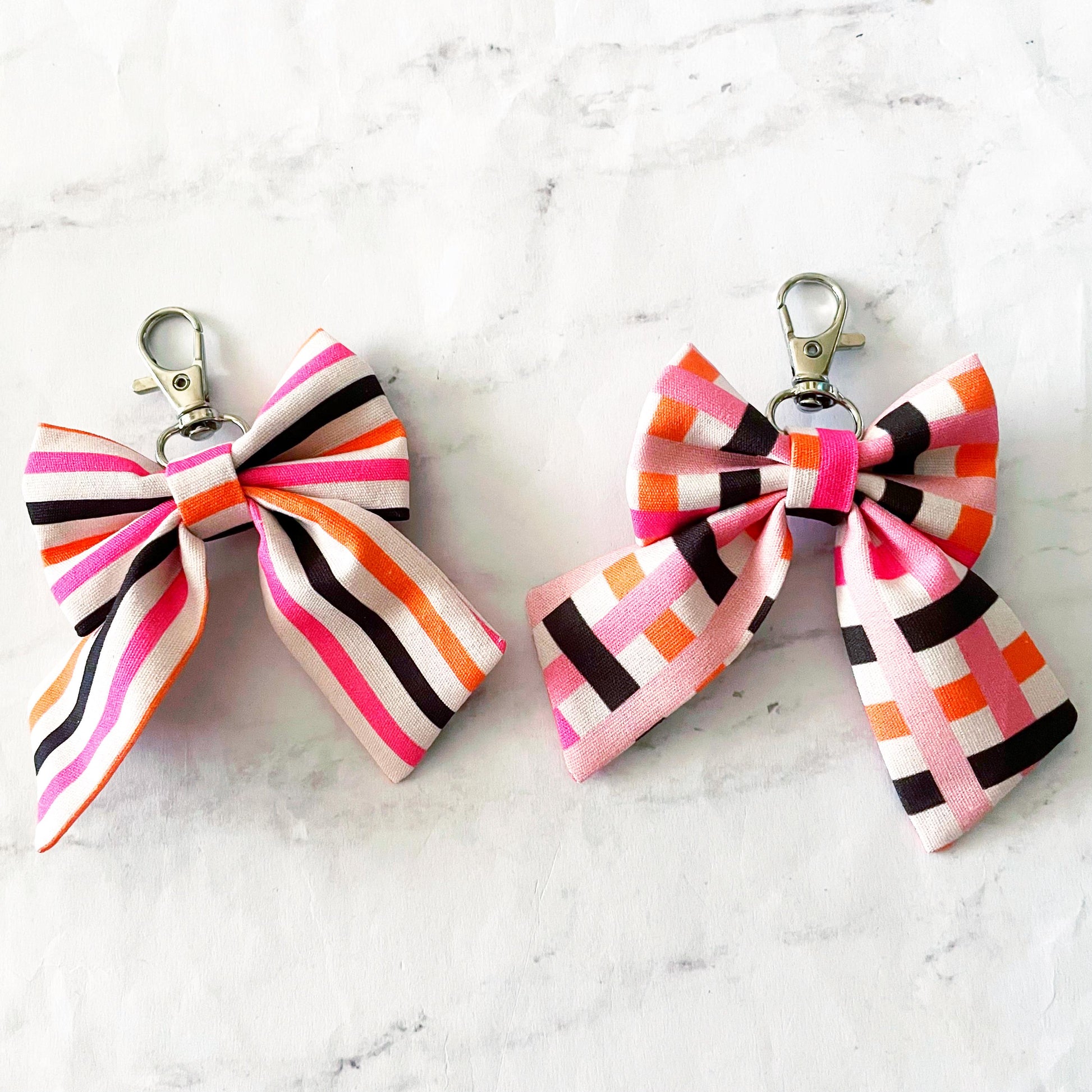 Flowers & Stripes Mini Bow Bag Charm, Bow Keychain, Girly Halloween, SummerStyle Bracelets