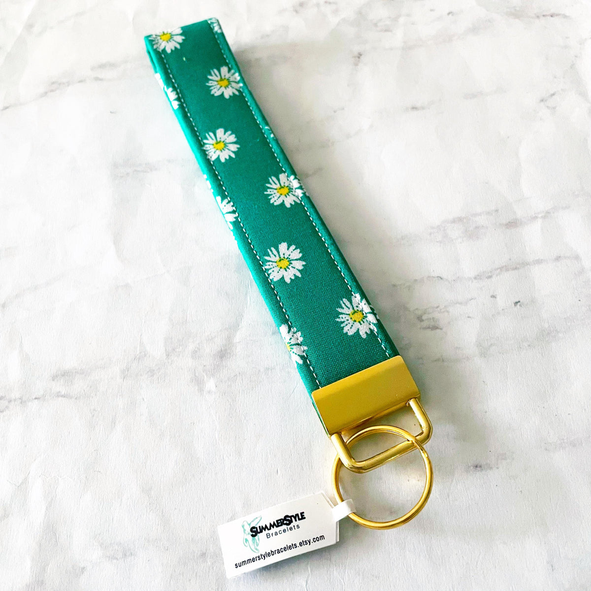 Sage Daisy Key Fob Wristlet, 6.5in Wristlet Lanyard, Keychain Wristlet, Handmade Lanyard, SummerStyle Bracelets