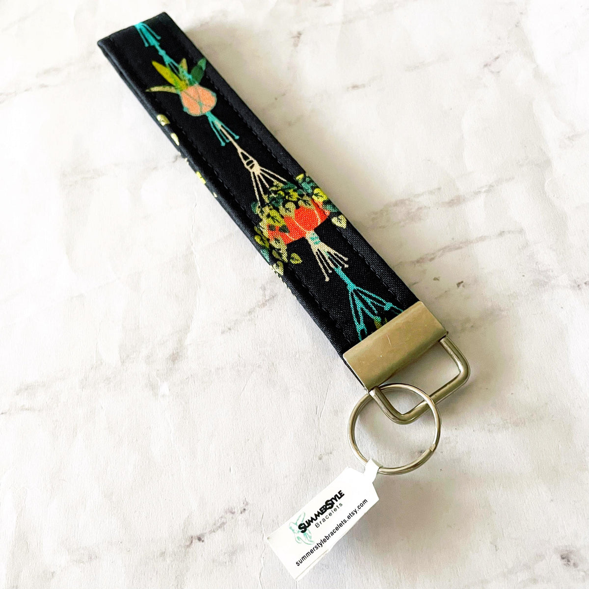 Hanging Plants Key Fob Wristlet, 6.5in Wristlet Lanyard, Keychain Wristlet, Handmade Lanyard, SummerStyle Bracelets