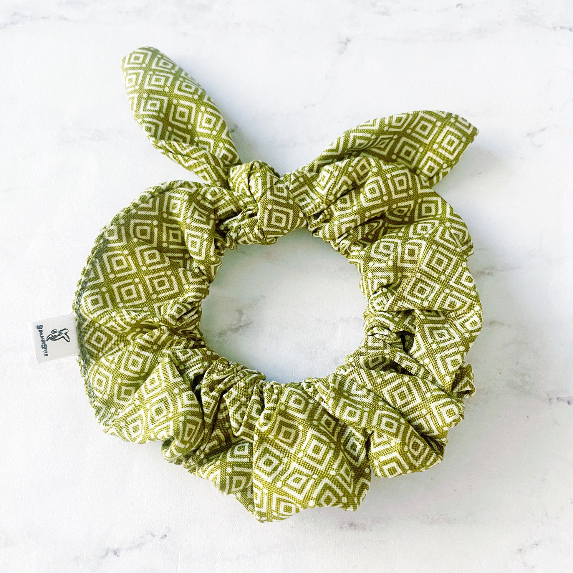 Autumn Prints Scrunchie, Fall Accessories, Hair Bow, Hair Accessories, Bow Hair Tie, SummerStyle Bracelets